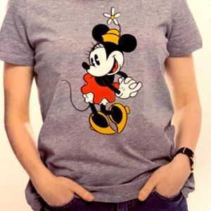 Minnie Mouse shirt